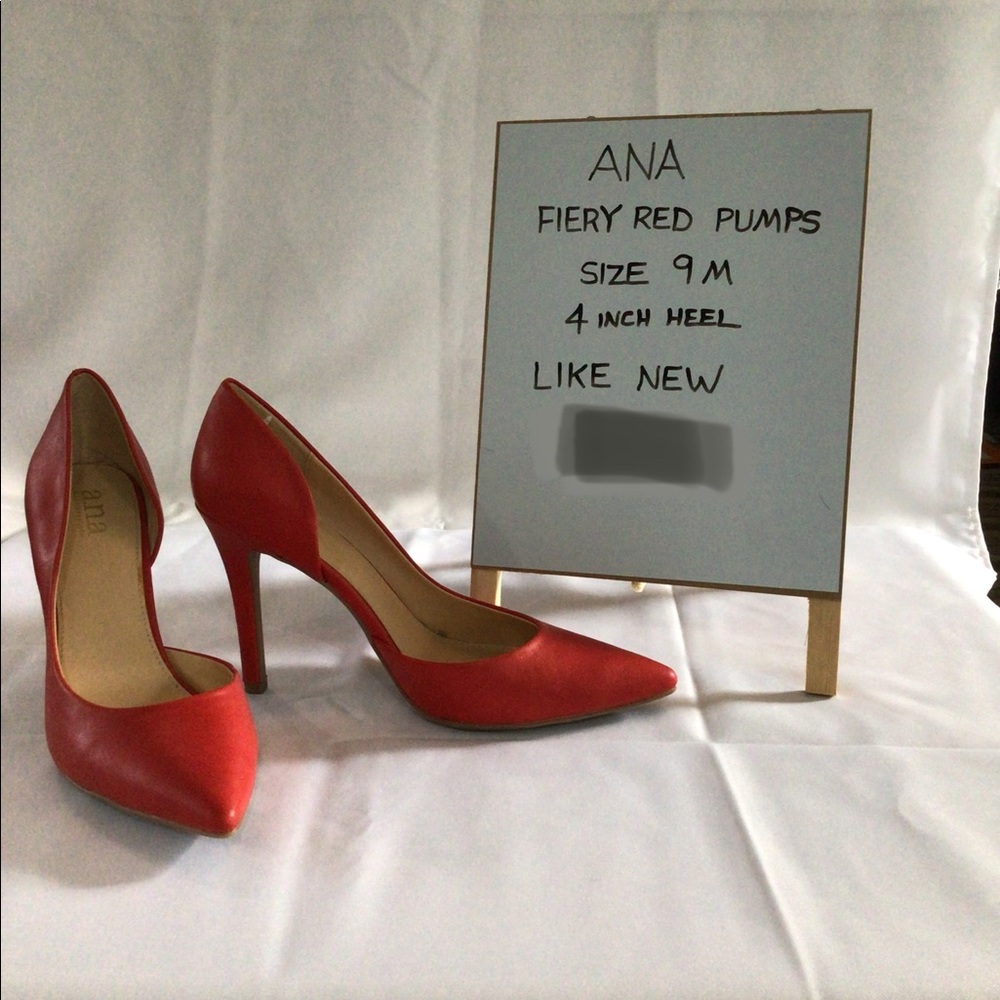 Red Pumps